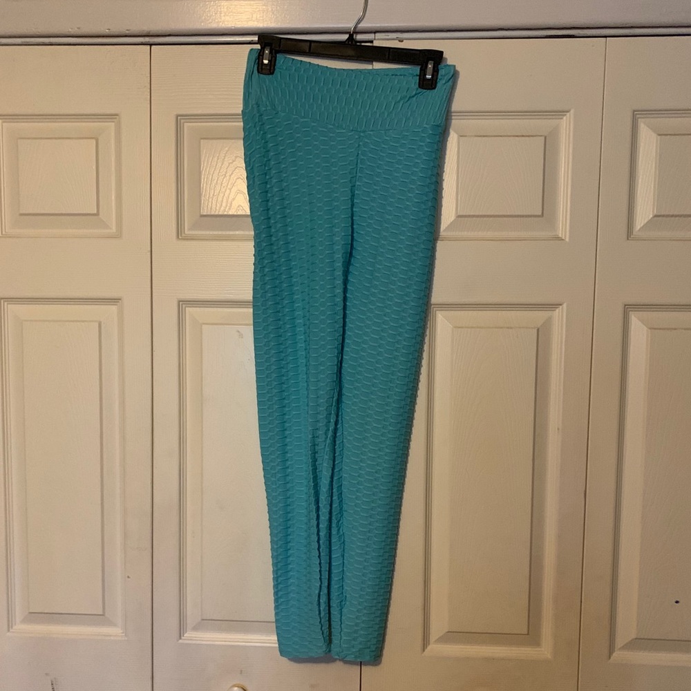Blue leggings